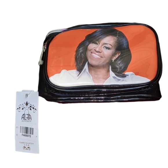 Michelle Obama First Lady Photo Purse Adjustable Multi Pocket Fanny Pack NWT - Picture 3 of 11